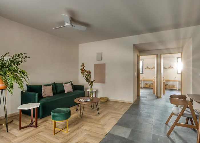 Apartment Owa Wellness Center *