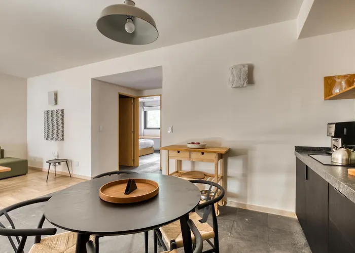 Apartment Owa Wellness Center *