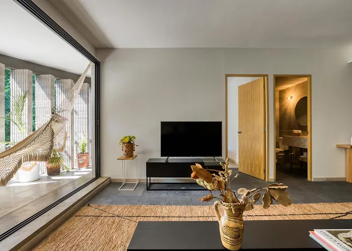 Apartment Owa Wellness Center