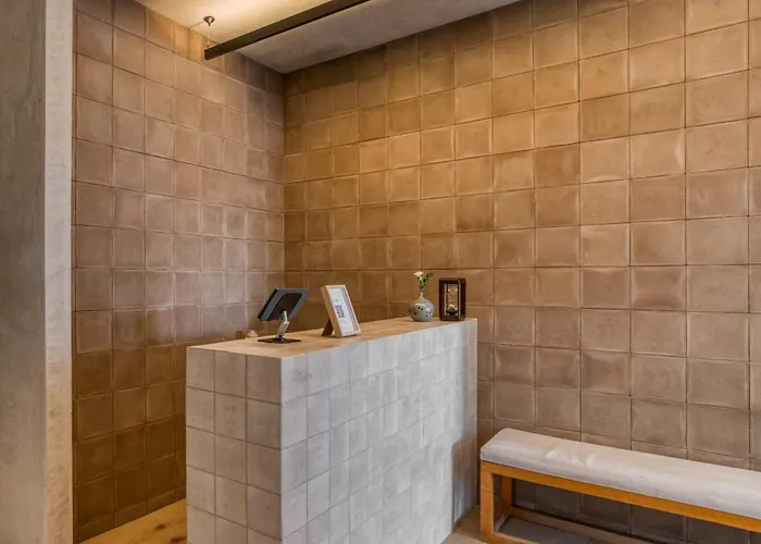 Apartment Owa Wellness Center *